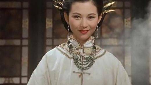 女匪首隐匿妓院,被捕时说:我换件衣裳,警察打开衣柜后眼都直了_张素贞