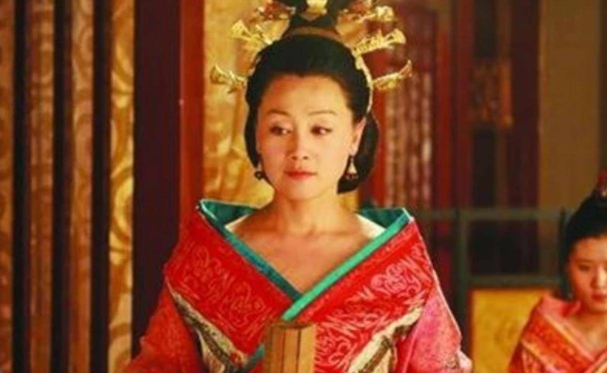 女人能有多残忍她们发明的刑罚比凌迟还残忍让人不忍直视