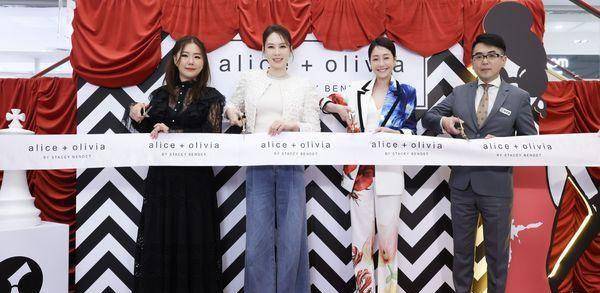 左边是melody的独特造型,她的风格与谢欣颖截然不同.