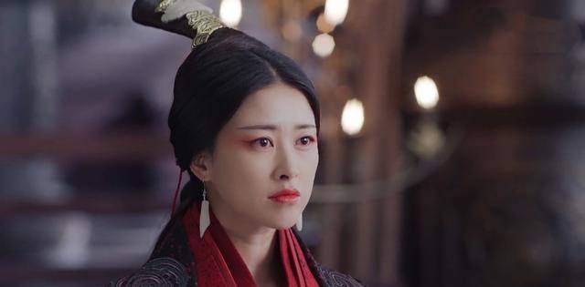 秦始皇后宫佳丽众多,却一生未立皇后,问题很可能出在太子设立上_胡亥