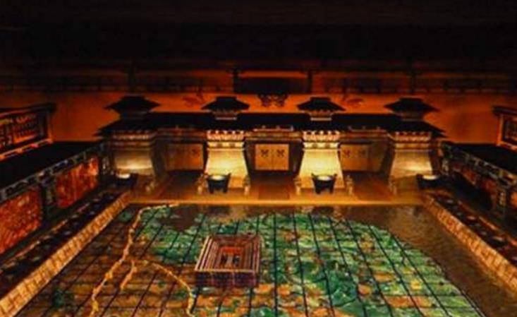 按照《史记》的描述,地宫可以说是咸阳城的翻版,无法想象的大.