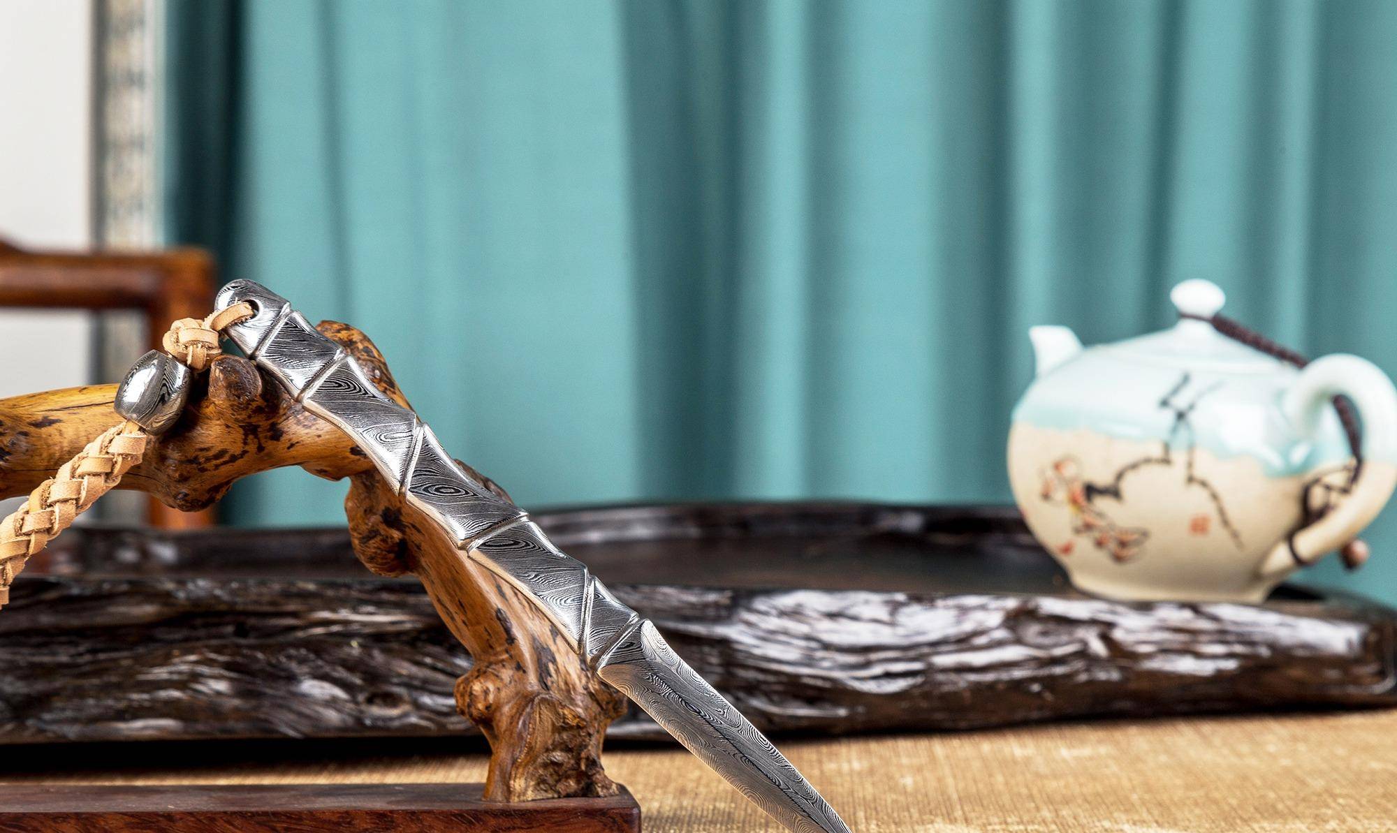 荆轲刺秦的匕首淬了毒秦王为何拔不出剑来荆轲刺秦背后的故事