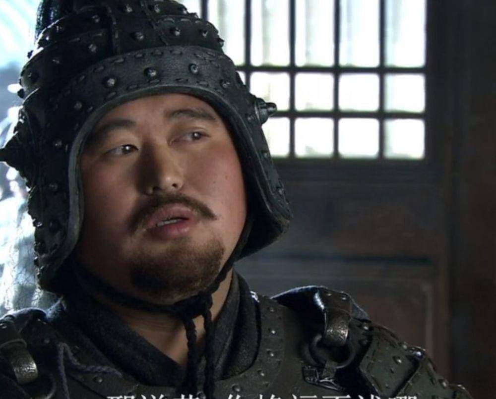 后来假装不敌,故意被张飞抓去,以此来用计骗得刘备信任.