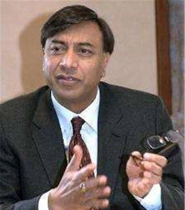 原创打造世界第一钢铁集团60亿美元买私人飞机不喝香槟吃披萨