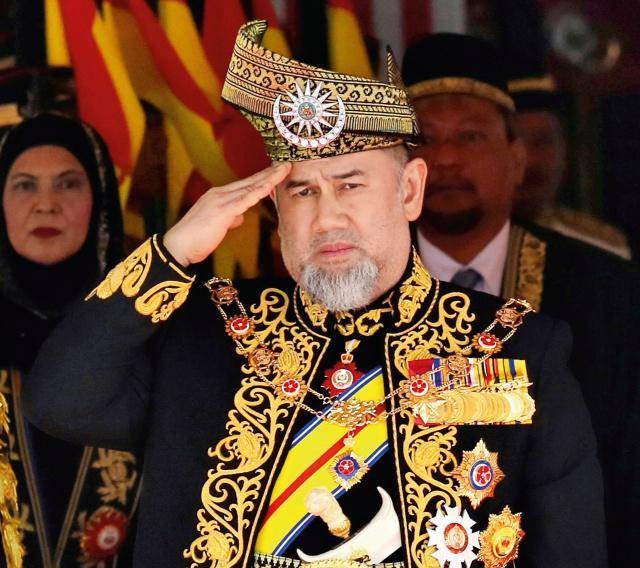 更爱美人,为了娶到美人,选择放弃王位,真挚的爱情_苏丹穆罕默德