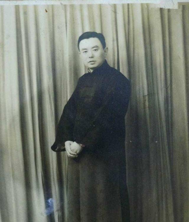 最宠爱二女儿,送三间房嫁妆,让女儿地位超过公婆_刘禹臣_姑娘_刘俊卿