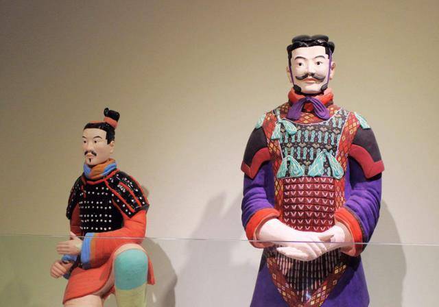 原创秦皇陵兵马俑最大谜团所有士兵为何没人戴头盔是腐了还是没有