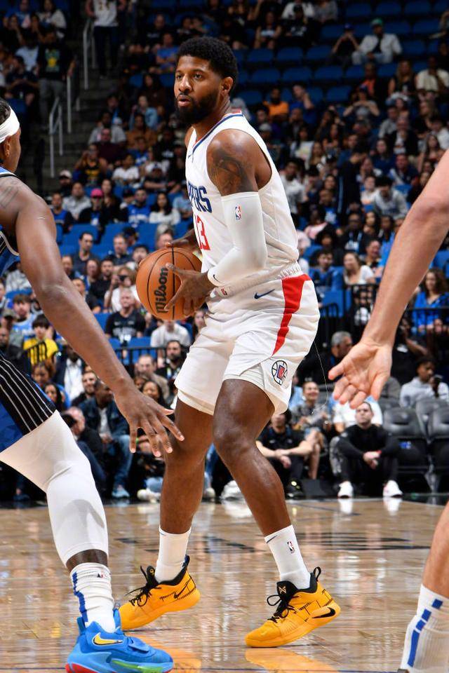 原创小卡29114抢断快船2连胜哈登立功乔治完成救赎威少6中2