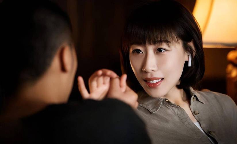 同样是婚内出轨,为什么李小璐被封杀,任素汐却依旧戏约不断?