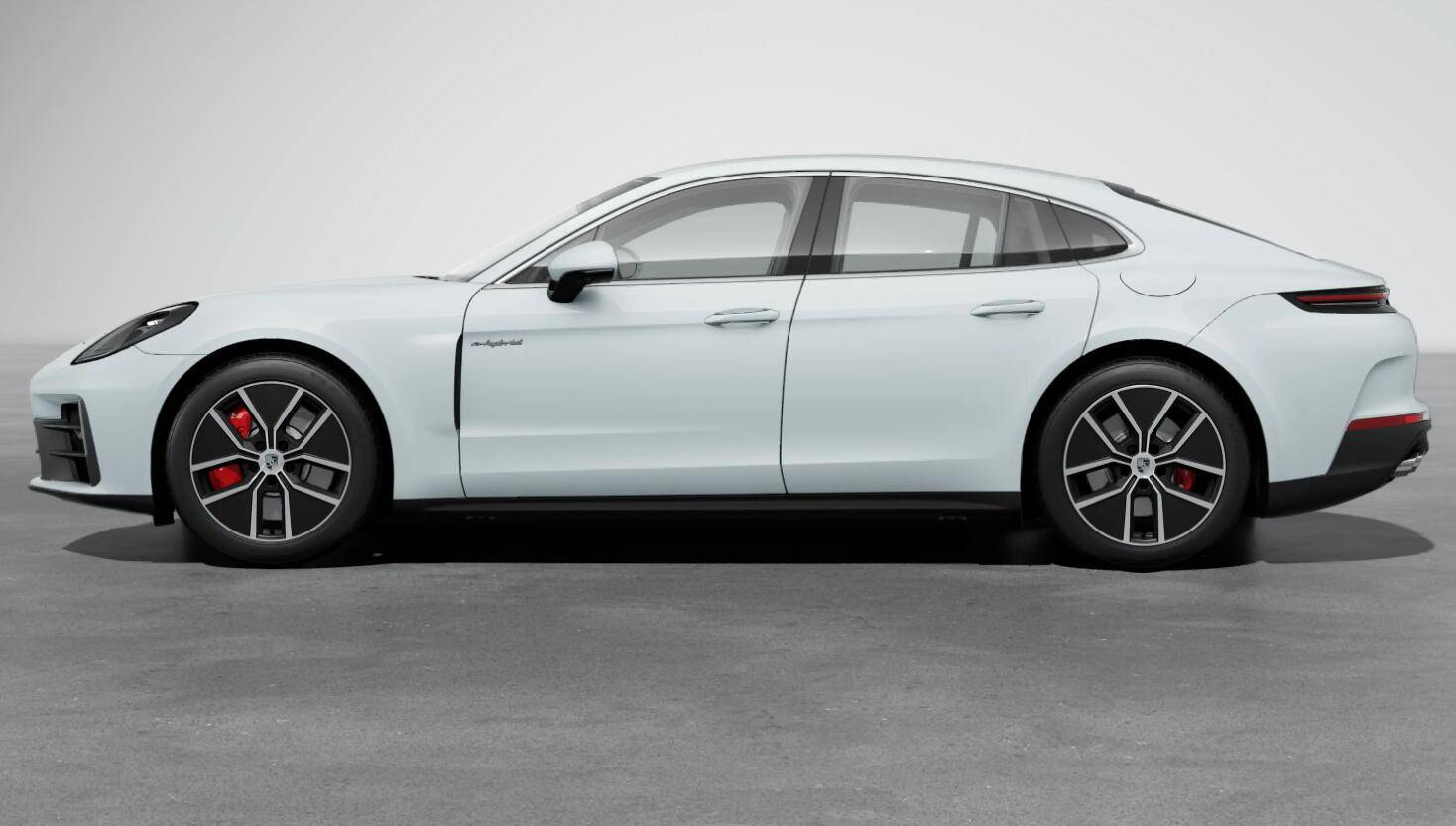 新款panamera混动在日本上市,4.0/2.9升/v8/v-6,售128.