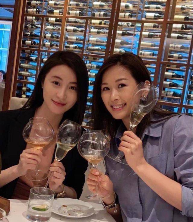网友却被其豪宅吸引,纷纷表示好羡慕_林夏薇_老公_tvb