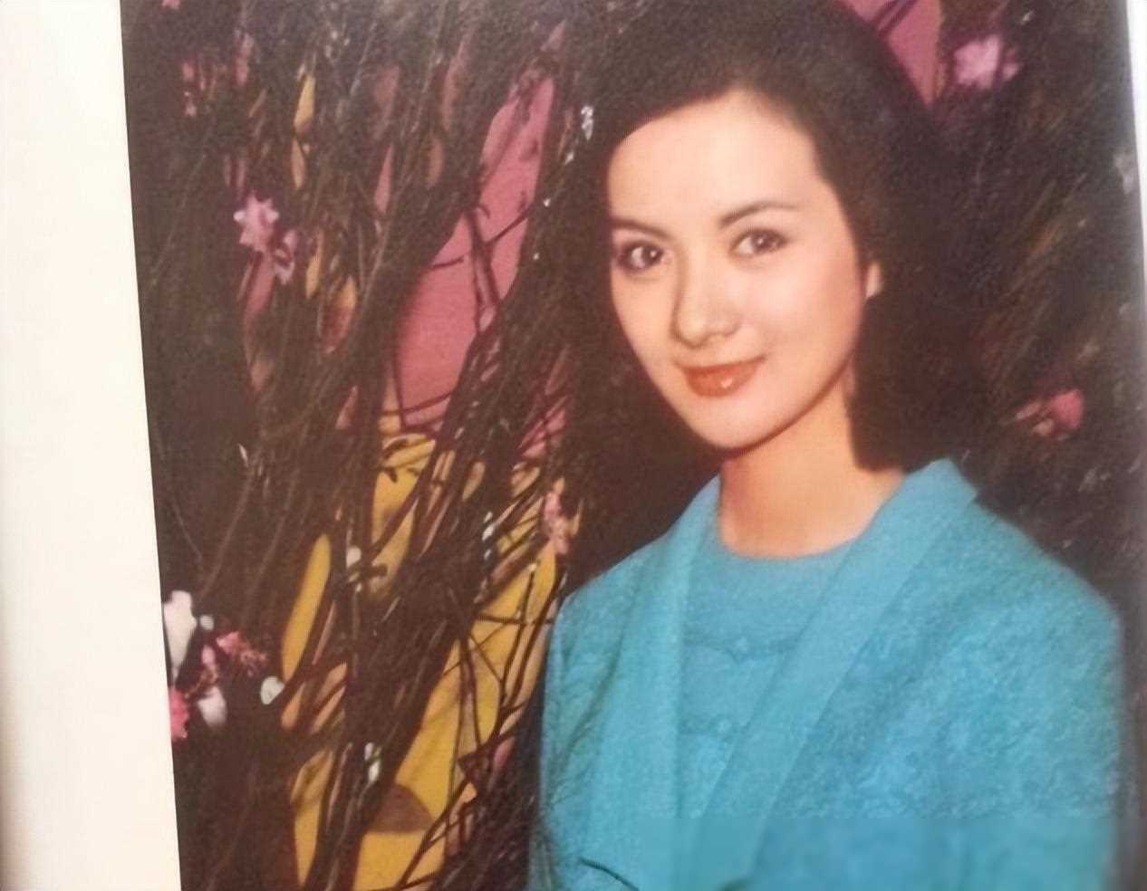她美丽绝伦,曾传与赵薇有染,疾病后婚富商生子女_汪琳_丈夫_观众