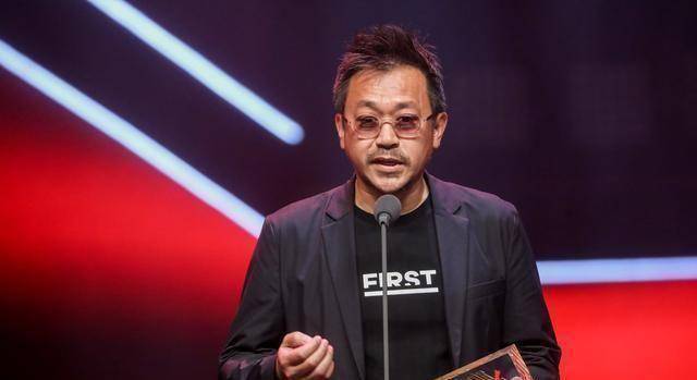 原创原创48岁王学兵沧桑成老头胡子拉碴和三婚妻子差距大岁月不饶人啊