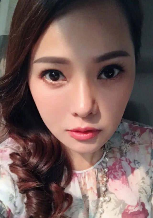 原创51岁伊能静自称少女被吐槽年龄超18还有资格做少女梦吗