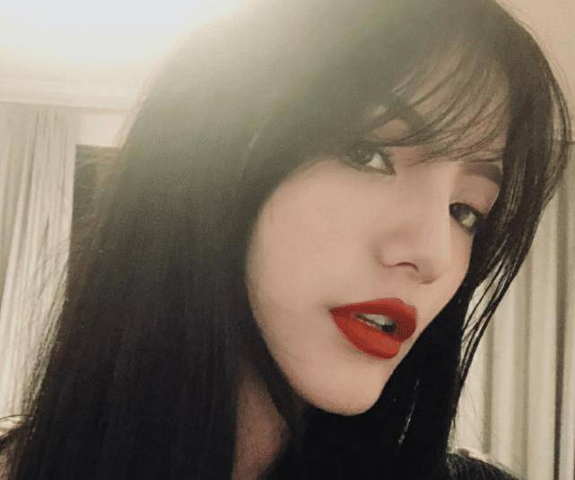 jonyj为何不晒老婆照片,对方正脸曝光那刻,换谁谁舍得晒啊