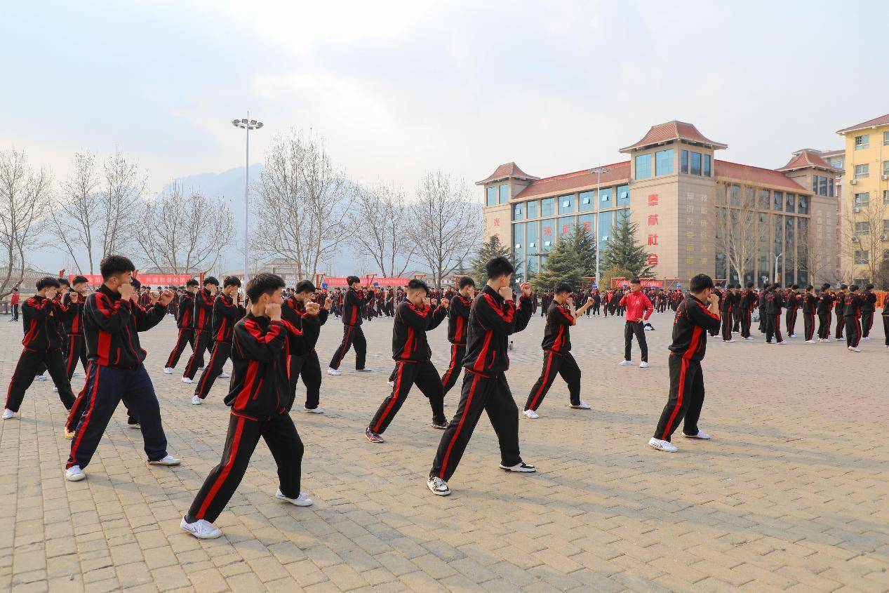 延鲁武校一探武术教育的奥秘之地