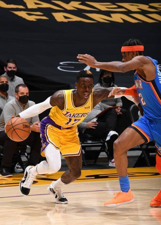 原创原创491310湖人3新援爆发10中8再中关键三分老詹带队有一套