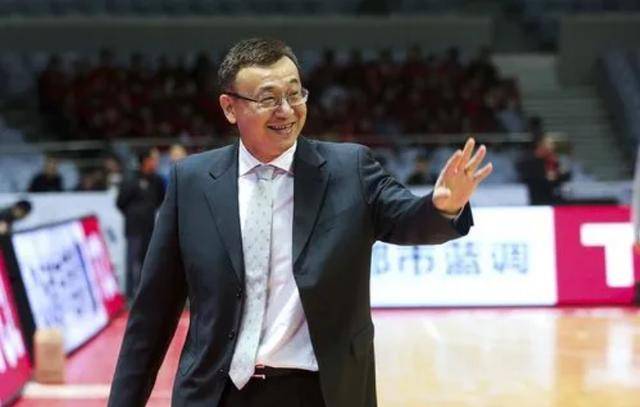 原创范斌领衔重返中国中学生男篮国家队冲击世界冠军