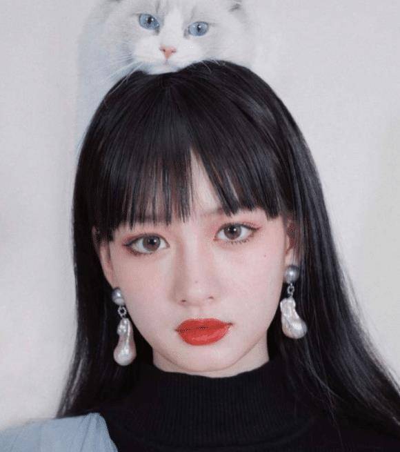 曾被中日韩称为漫画脸神颜的susan,旧照曝光后,男粉失恋了_美女_长相_