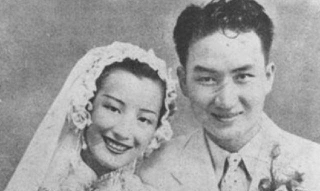 天生的美人胚子:3岁因容貌出众被舅舅拐走,如今一张照片卖218万_周璇