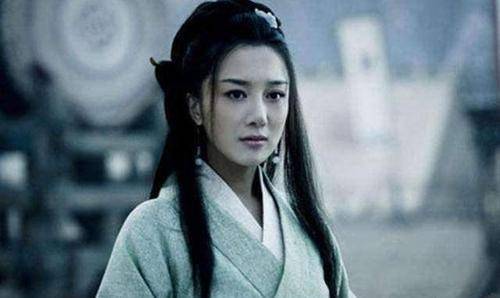 原创吕雉当权的时候迫害戚夫人但为何偏偏厚待薄姬