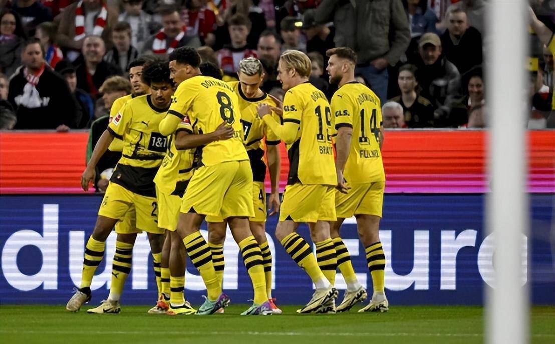 当新国王站起来的时候勒沃库森无限接近球队的第一个德甲冠军