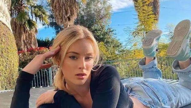 原创90后健身模特大围度身材大长腿刚好这身材太高级