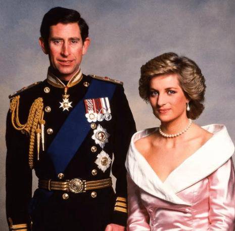 原创她32岁二婚嫁给西班牙国王26岁初婚嫁给老师比卡米拉还牛