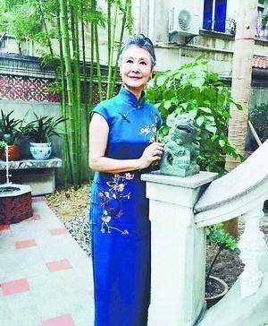 73岁网红奶奶旗袍美照走红