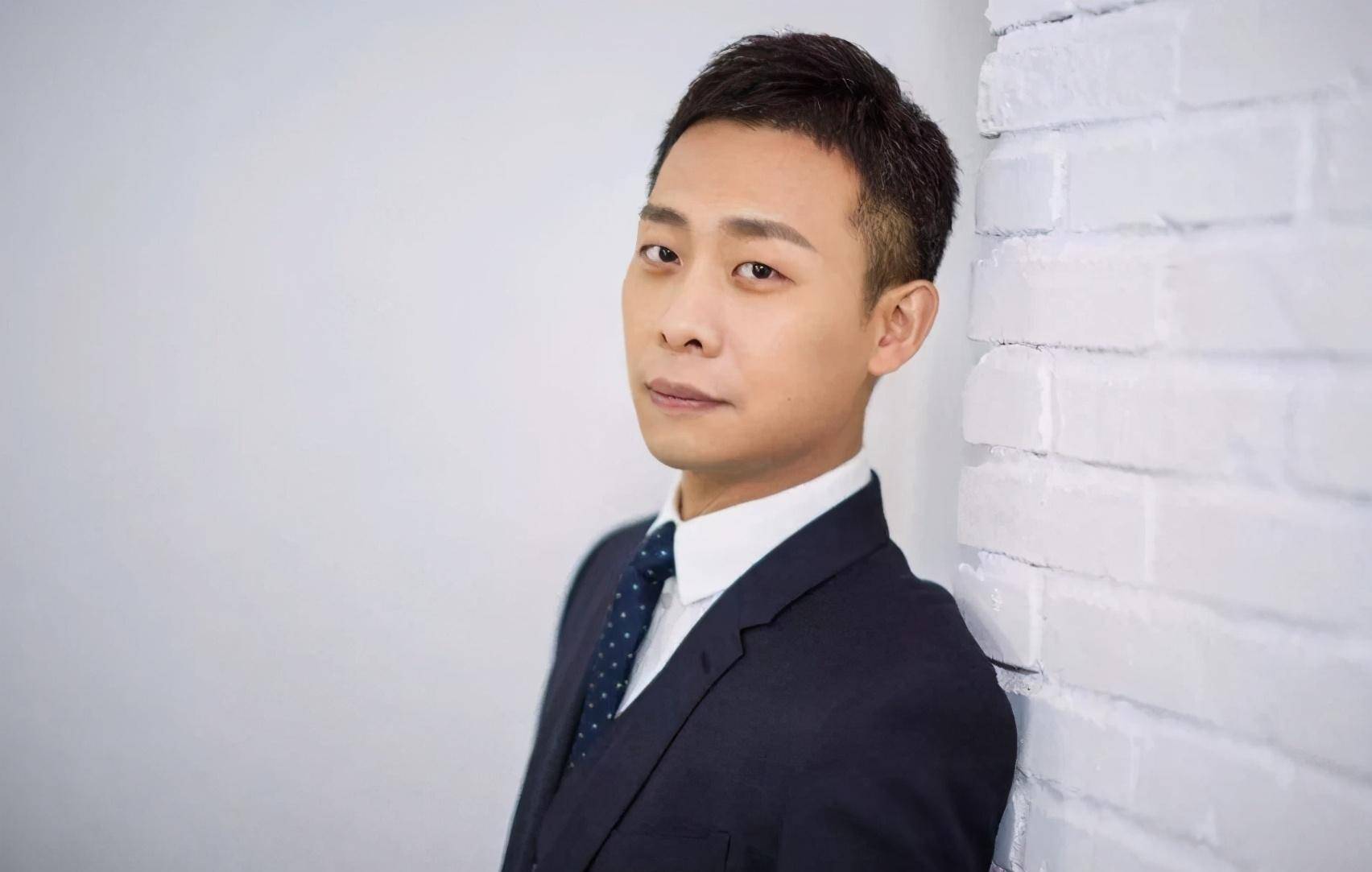 男演员中的清流,身份在圈内极其卑微,演技一流被嘲丑偏喜欢文字_张译