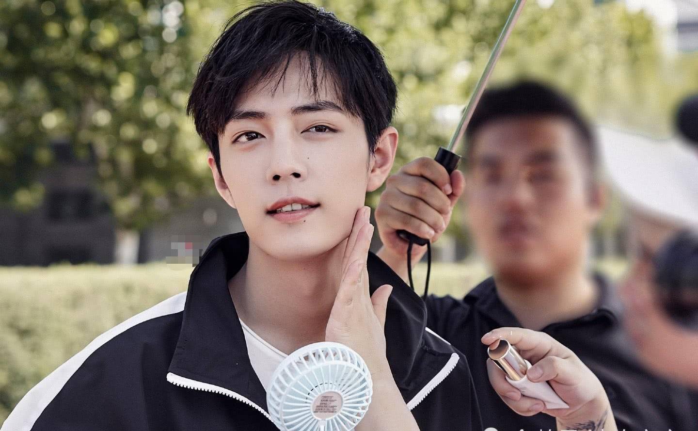 原创olay出镜黑子刷肖战差评总经理亲自夸实力一线反黑