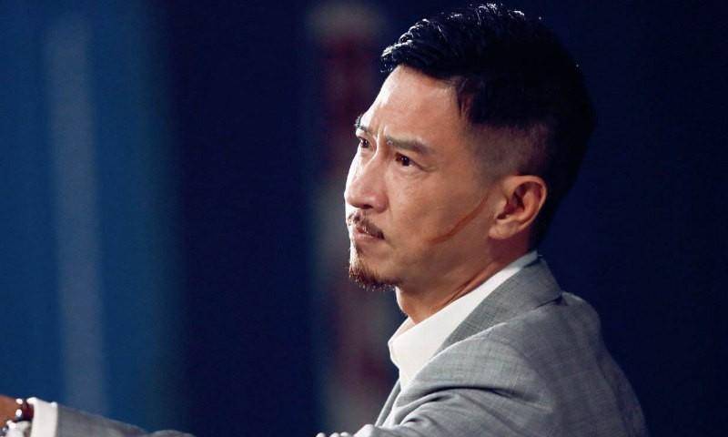 原创挨打男吃软饭的张家辉为何出道三十多年零绯闻