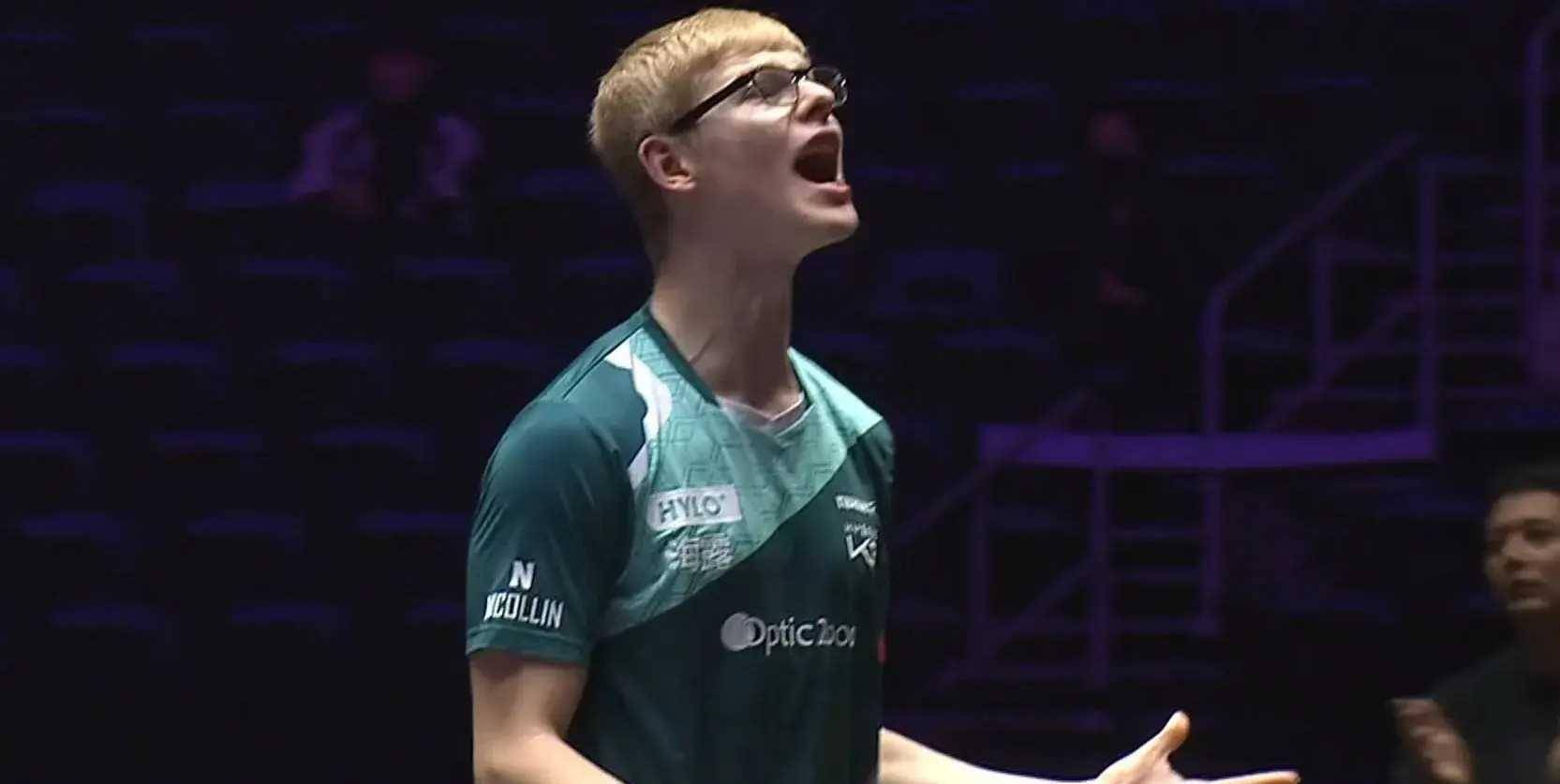 世界第3惊天逆转,梁靖昆绝处逢_西蒙·高兹_比赛_调整