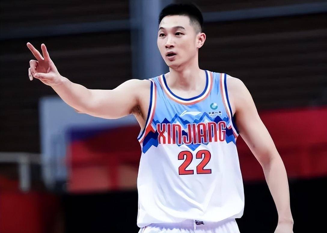 新疆队集体爆发,拒绝让出联赛第2_朱旭航_内线_篮板