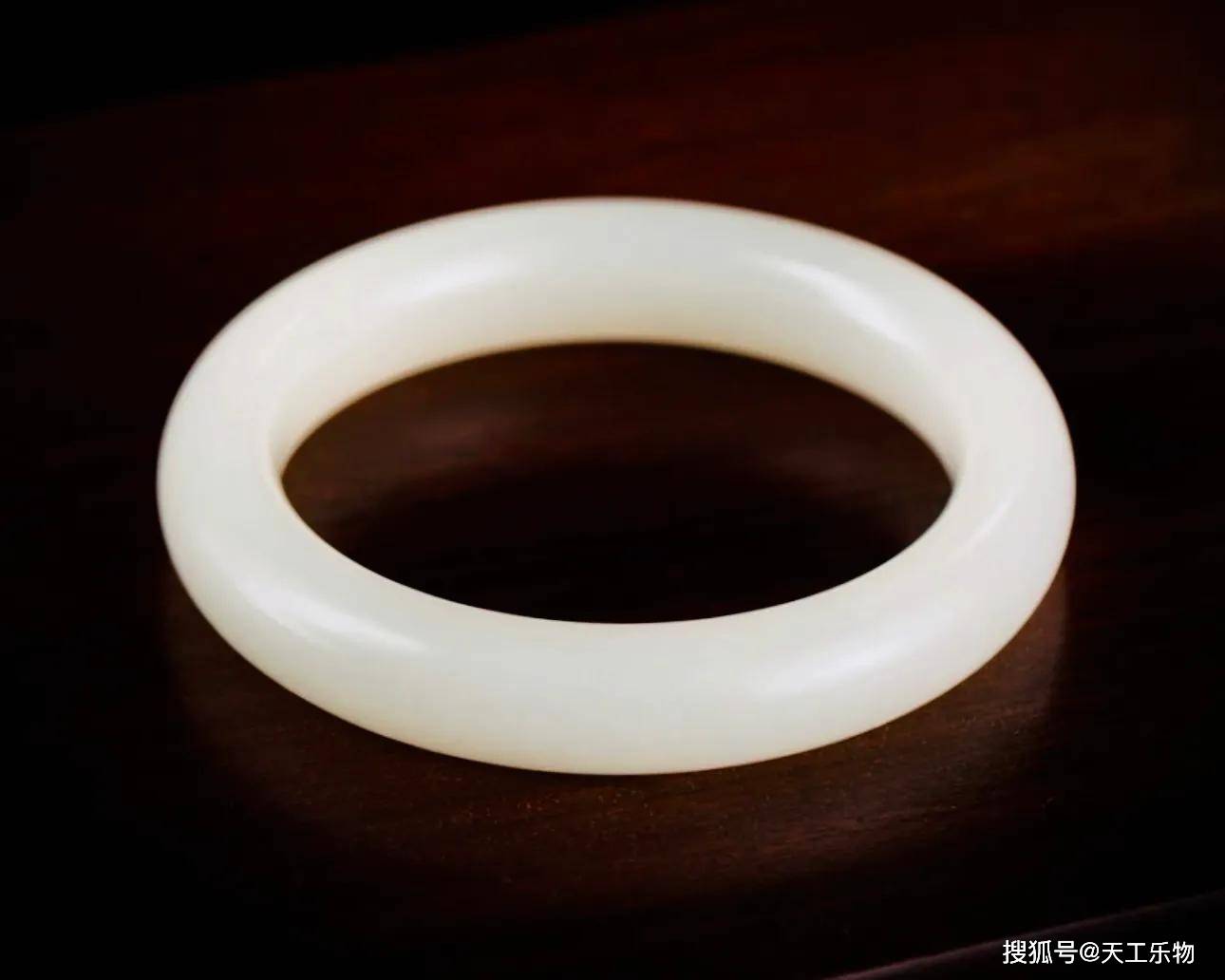 最高等级的和田玉 羊脂玉 都有哪些特点 网