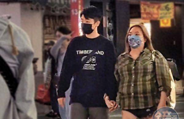 原创遭恺乐拒绝来往小甜甜惊爆分手交往5个月女友