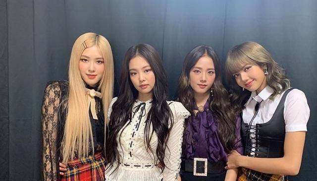 经过几年的发展,韩国女团的风格也发生了巨大的变化.