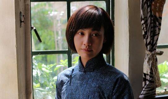 1931年,张恨水和16岁的美貌女学生周淑云恋爱,并娶周淑云为妻,为