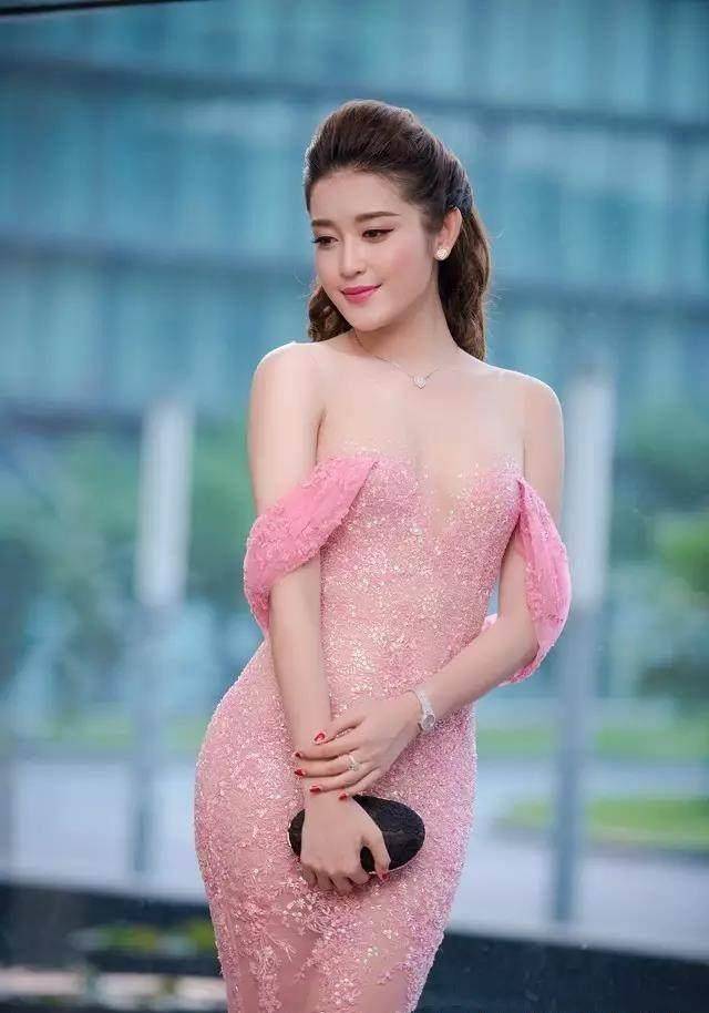 美得很意外越南选美冠军好看到新高度这真的是越南女孩吗