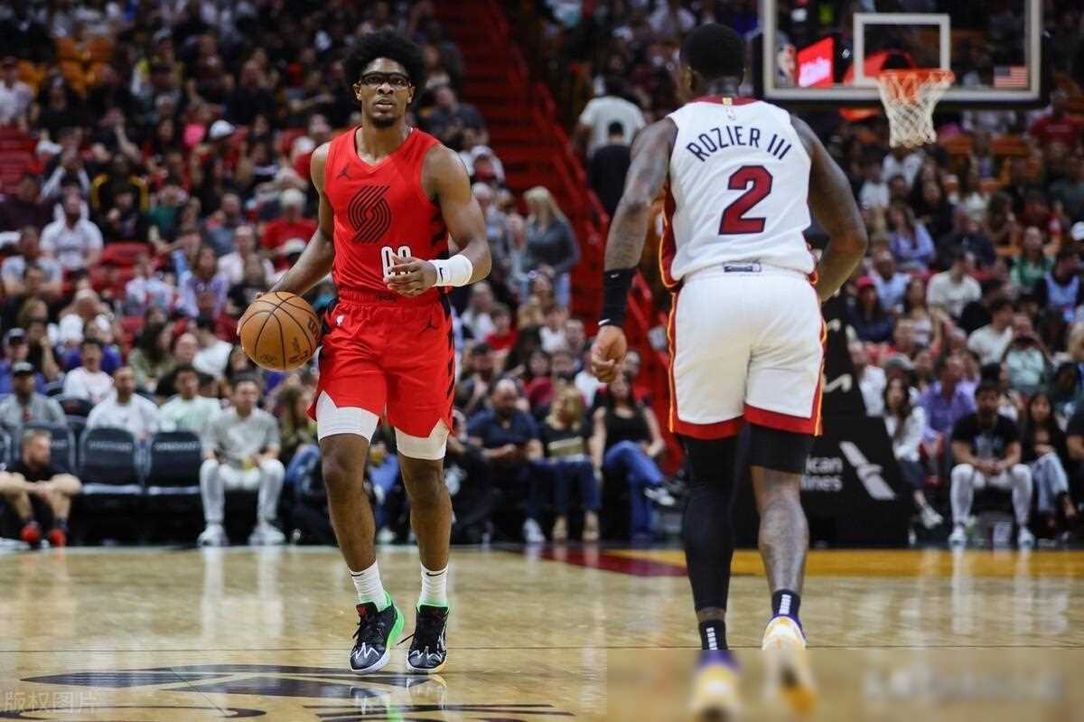 原创36年狂胜纪录热火团队11人齐齐得分新科探花遭史上羞辱