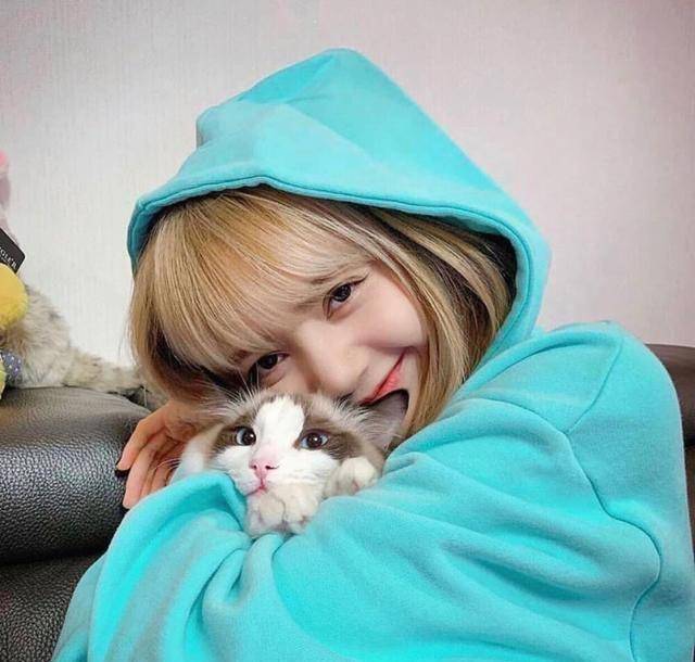 blackpink出道即巅峰但一年只让回归一次登顶top女团成奢望