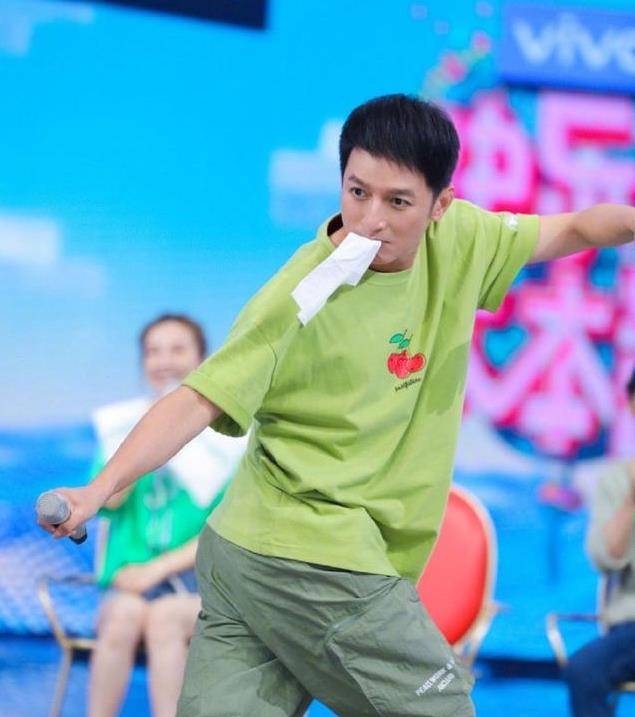 李维嘉这些年都经历过什么_台里_何炅_女朋友