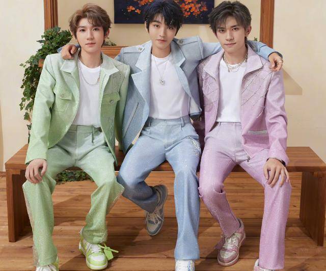 tfboys已解散?唯粉团粉撕x,官方从未发声_生活_机器人_演唱会