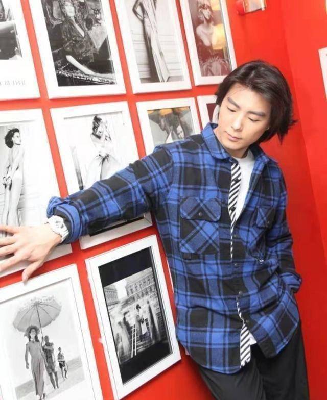 都大受观众的欢迎,对于在剧中饰演"龚烨"的张景淳来说也是不例外的,他