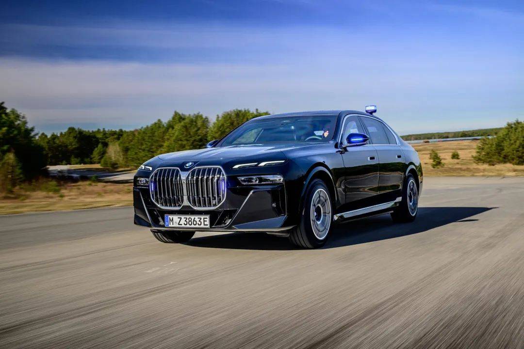 宝马安全车辆培训课程(bmw security vehicle training)在位于德国