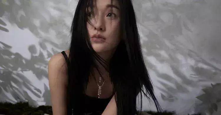 原创周迅从普通家庭走出的影视巨星