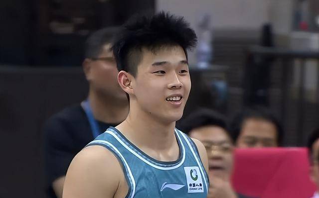 广东男篮轻松战胜南京同曦,曾繁日交出三双表现