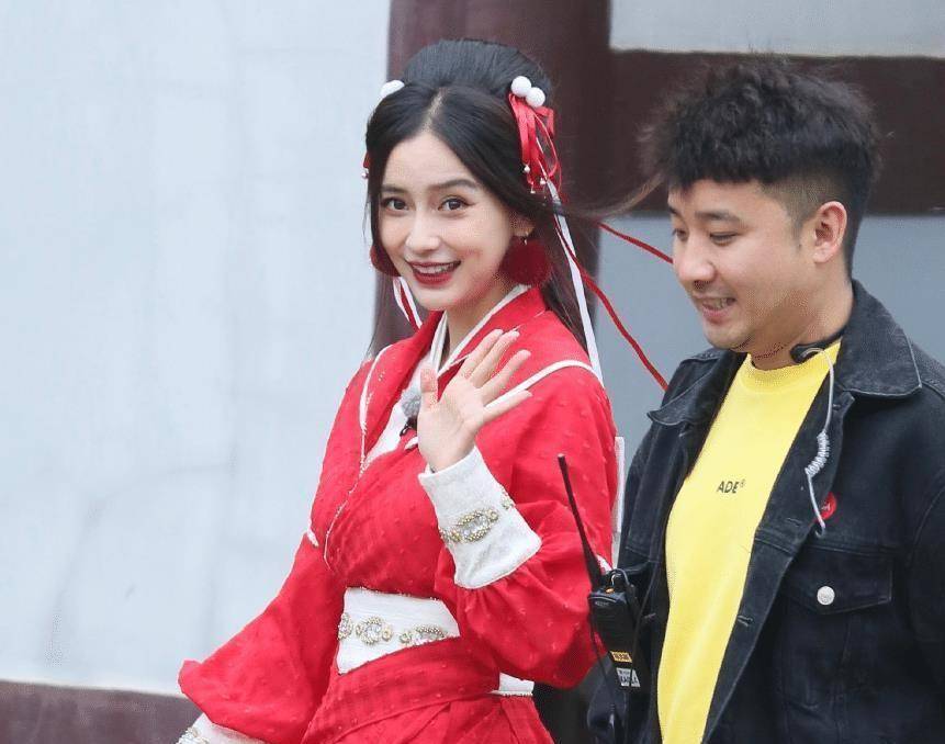 原创原创奔跑吧9新路透全员cos古装人物蔡徐坤还帅到热搜榜上