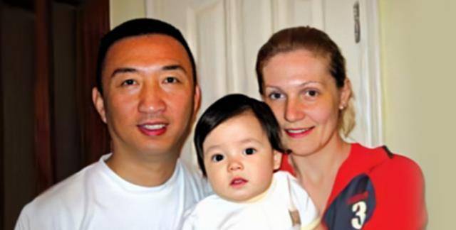 1999年为报俄特种兵救命之恩中国记者卢宇光娶恩人遗孀为妻