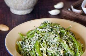 减肥不吃它可惜了,味美价廉,低热量,高营养,越吃越瘦_油麦菜_莴笋_胡